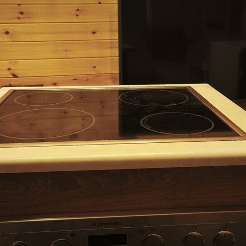 Electrolux built-in kitchen stove used, functional with furniture