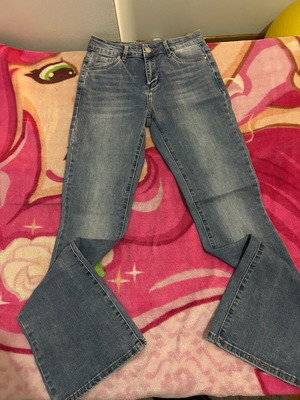 Bershka blue jeans size M like new