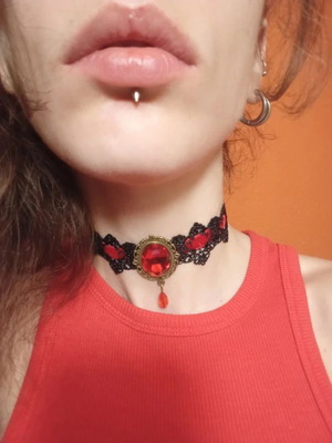 Goth choker lace with gold details, like new