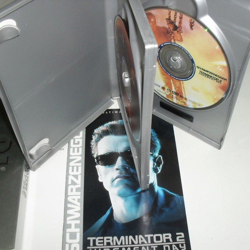 Terminator 2 Judgment Day double DVD Ultimate Edition like new with English subtitles