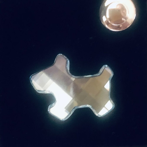 Vintage Swarovski pin shaped like Yorkshire dog, like new, blue-turquoise