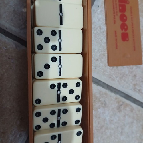 Domino board game authentic complete, like new with box