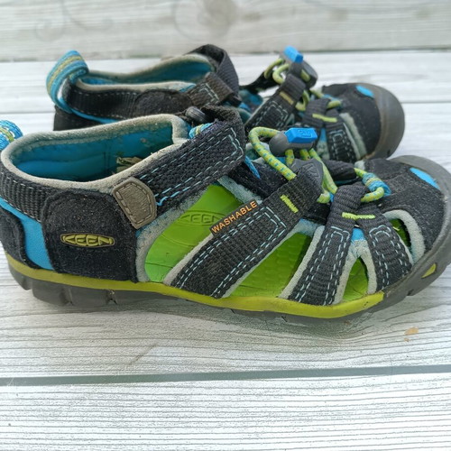 Keen Washable Kids Sandals size 25.5 like new