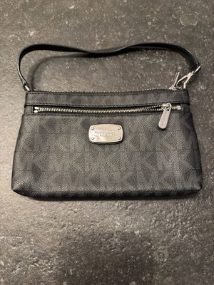 Michael Kors Jet Set μεγάλη χειρός τσάντα σε μαύρο καμβά, σαν καινούργιο