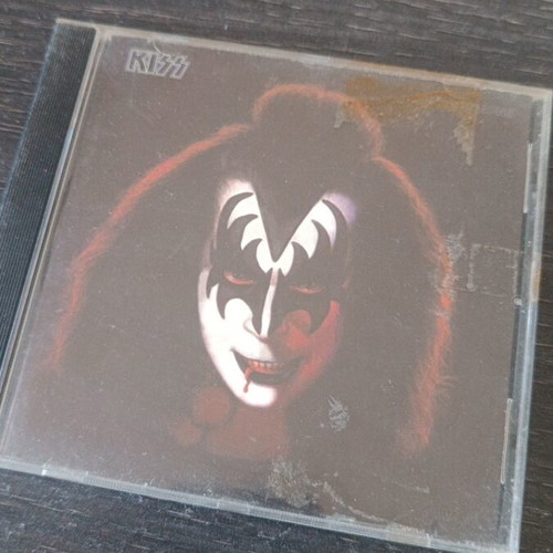 Kiss CD metal album