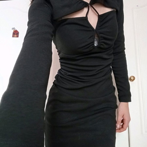 Black dress H&M like new, worn twice