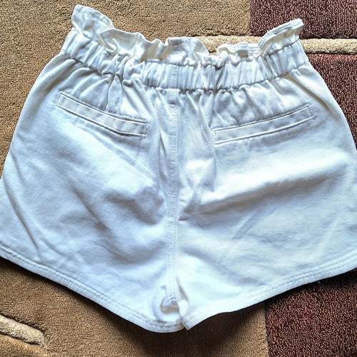 Jean shorts λευκό καινούργιο Glamorous μέγεθος S
