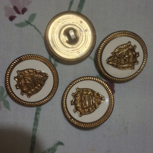 Metal buttons, set of 4