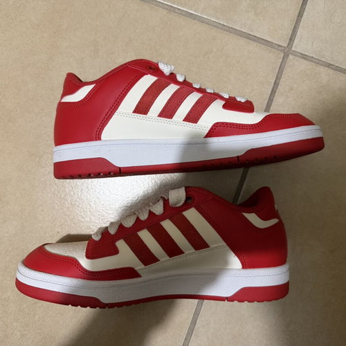 Adidas children's leather sneakers size 37 1/3 new, red and white