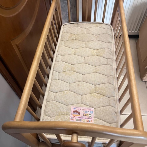 Cradle with orthopedic mattress like new made of natural solid wood