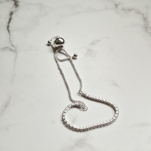 Pandora adjustable silver bracelet with sparkling stones, new