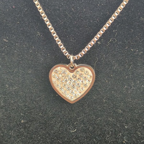 Heart Necklace with Sparkling Crystals Rose Gold