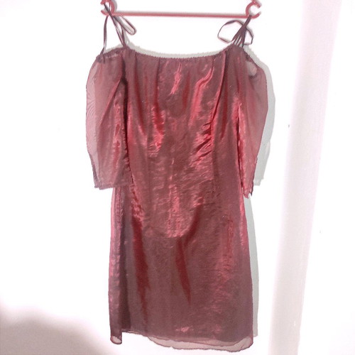 Vampire red dress used, adjustable tie straps, 3/4 bell sleeves