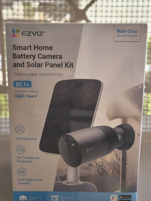 Κάμερα WiFi Ezviz BC1C 4K κιτ με μπαταρία και ηλιακό πάνελ