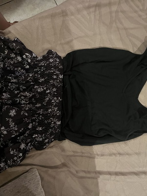 Sleeveless blouse with ruffles on shoulders, like new, black