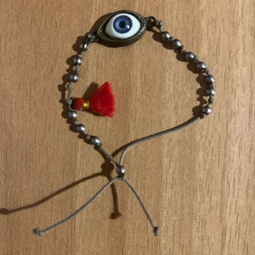 Evil eye bracelet new with adjustable size
