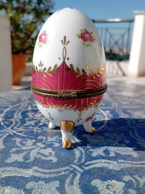 Porcelain egg quality Limoges