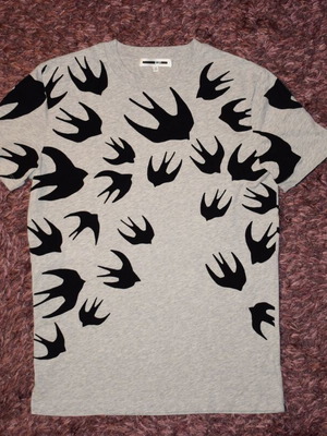 MCQ by Alexander McQueen Signature Swallow T-shirt men size M like new