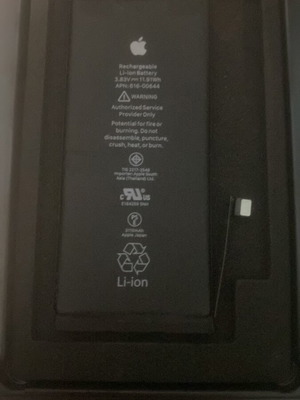 iPhone 11 battery used, original with 76% health