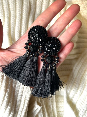 Boho earrings Zara like new, black