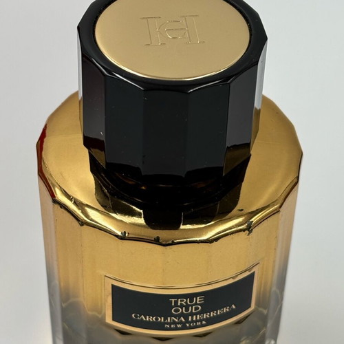 Carolina Herrera True Oud 100ml Eau de Parfum like new
