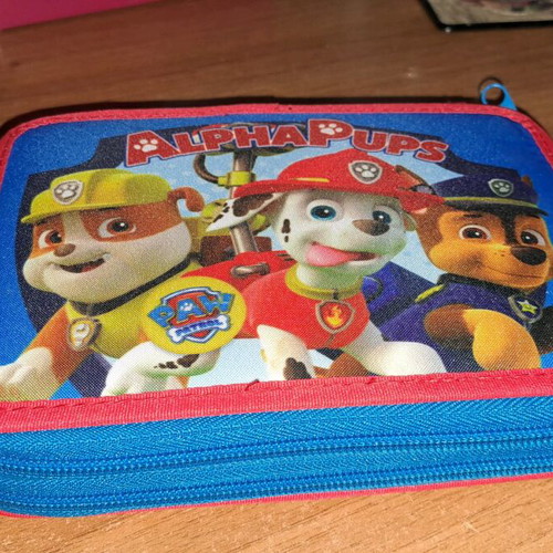 Children's pencil case used with colored pencils in good condition