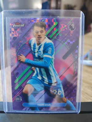 Yasin Ayari RC 37/75 Topps Finest κάρτα σαν καινούργιο