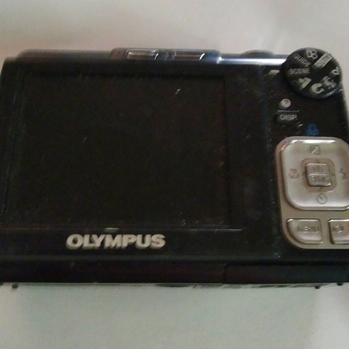 Olympius FE-310 digital camera used, missing memory card
