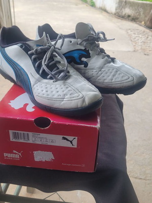 Puma athletic shoes size 44 new, white and blue leather with patterned sole