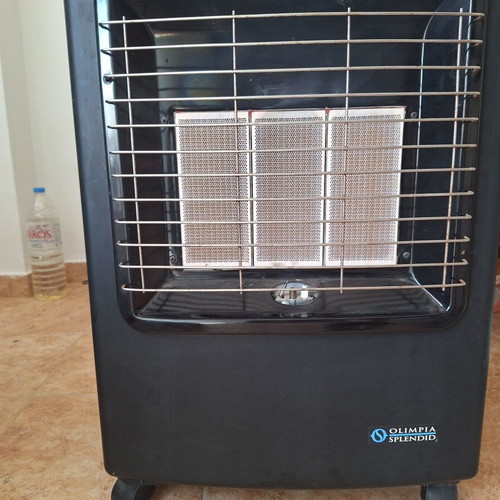 Olimpia Splendid gas heater with bottle