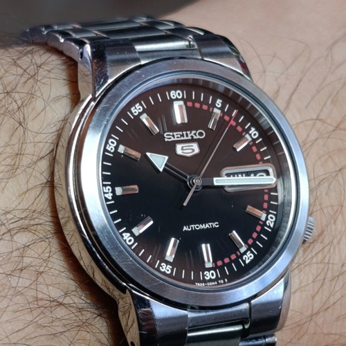 Seiko 5 automatic watch used, fully functional