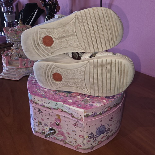 Biomechanics baby shoes size 24 white pink with glitter like new
