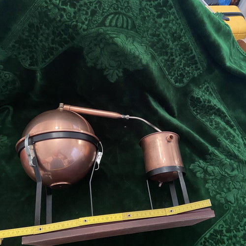 Distiller used, small experimental copper with iron bases