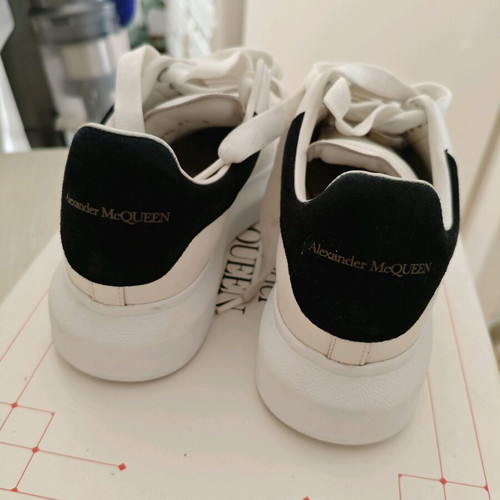 Alexander McQueen oversized sneakers like new, white, size 35
