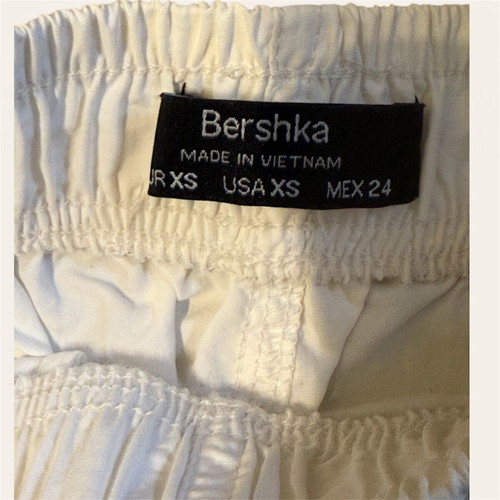 Bershka cargo pants with reflective details new, women's