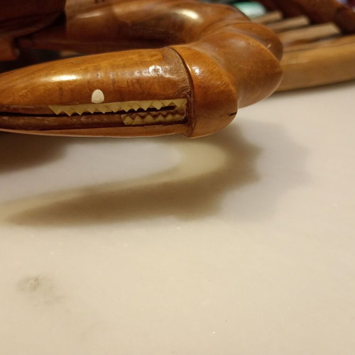 Handmade wooden crab-shaped jewelry box like new