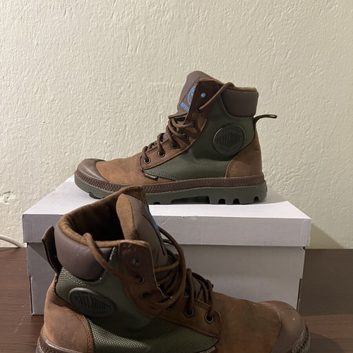 Palladium waterproof boots size 39.5, brown green