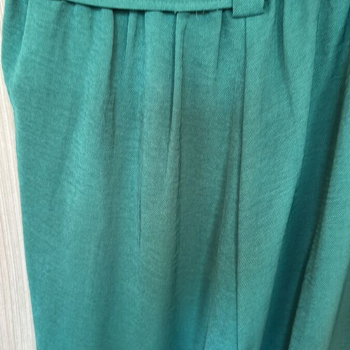 Stradivarius Pants green, like new, elastic waist, wide leg, belt