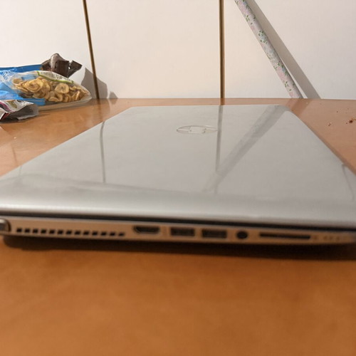 HP Pavilion 17-e laptop used, 17.3 inches