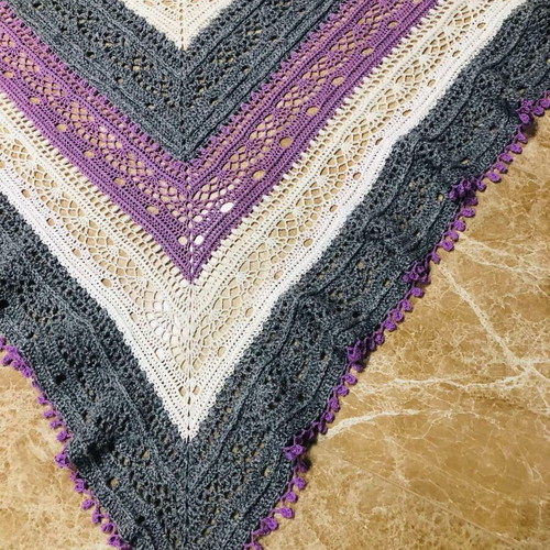 Knitted PANSIES scarf new, multicolor