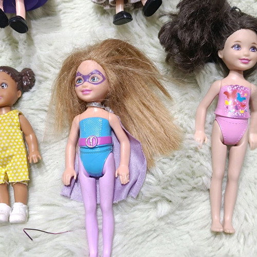 Figures used, pack of 5 assorted