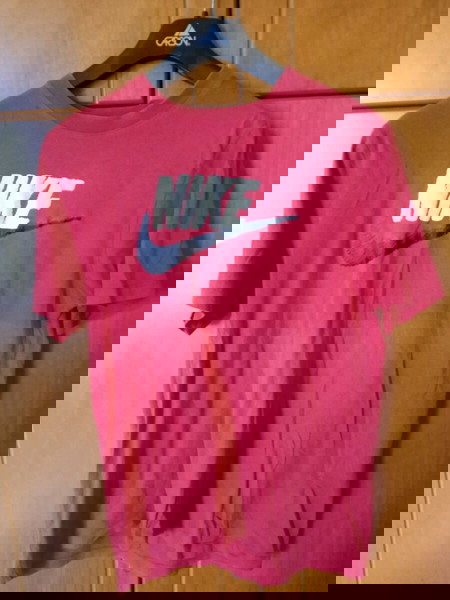 T-shirt NIKE μέγεθος Medium