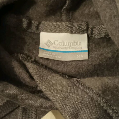 Columbia hoodie gray like new with hood
