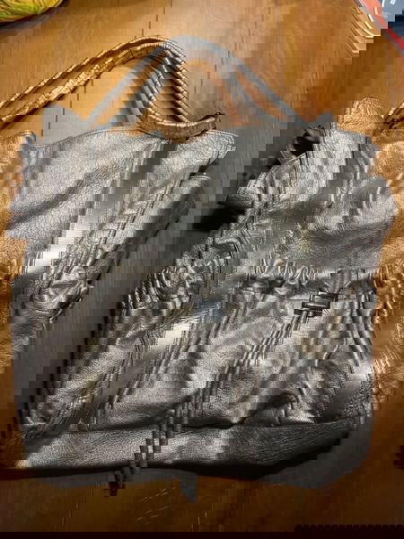 Τσάντα Burberry δερμάτινη γνήσια