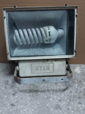 Projector used 40x40 cm