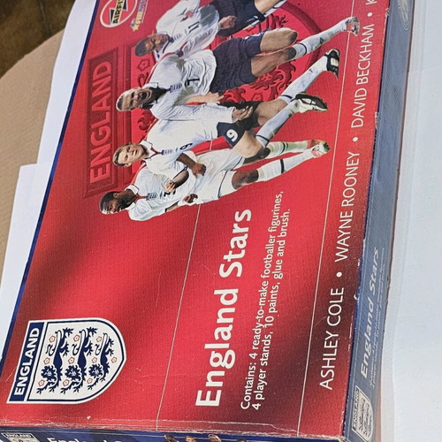 Airfix England Stars model kit like new, collectible set