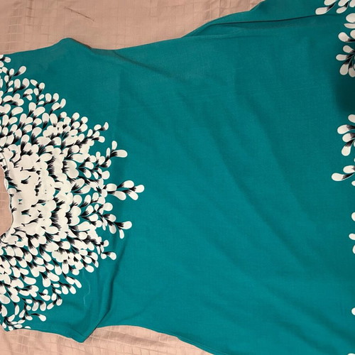 Green blouse with flowers like new, size L