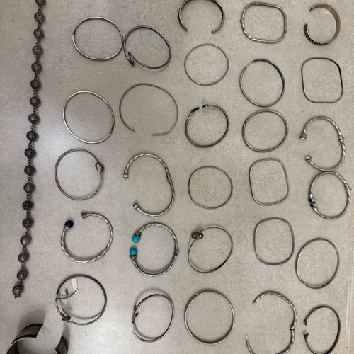 Silver jewelry used with 925 stamp weighing 300g