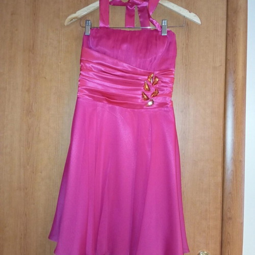 Chiffon satin dress like new with matching pink scarf, size S