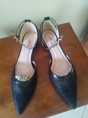 Ballerinas with ankle strap and straw-like texture, new